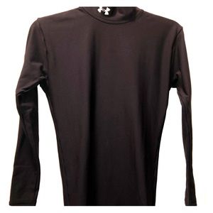 Youth under armor long sleeve pullover shirt